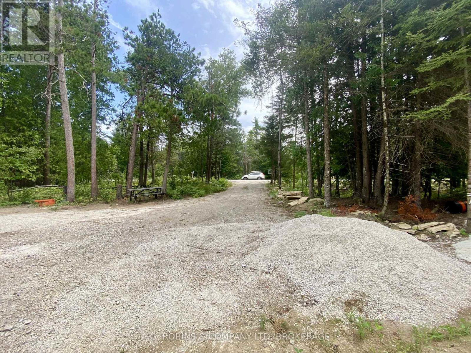 262 Johnsons Harbour Road, Northern Bruce Peninsula, Ontario  N0H 2R0 - Photo 15 - X13596078