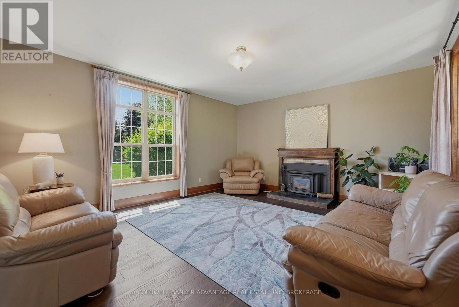 4698 Sandy Cove Drive, Lincoln, Ontario  L0R 1B1 - Photo 11 - X13596200
