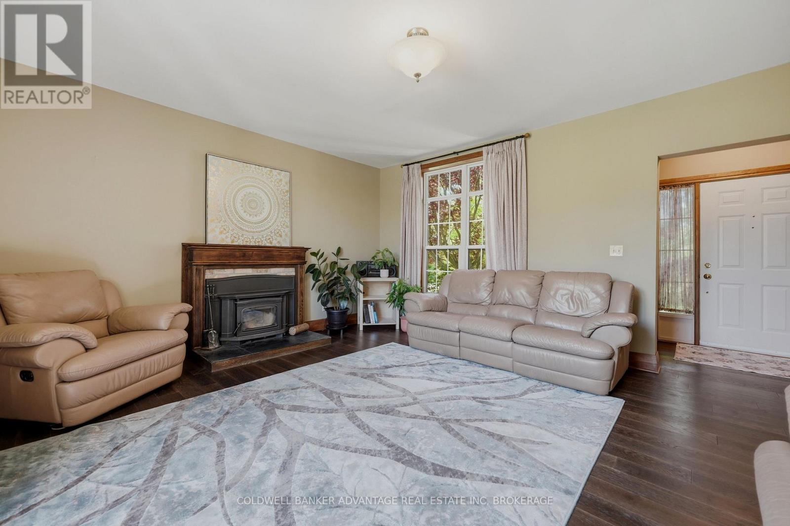 4698 Sandy Cove Drive, Lincoln, Ontario  L0R 1B1 - Photo 12 - X13596200