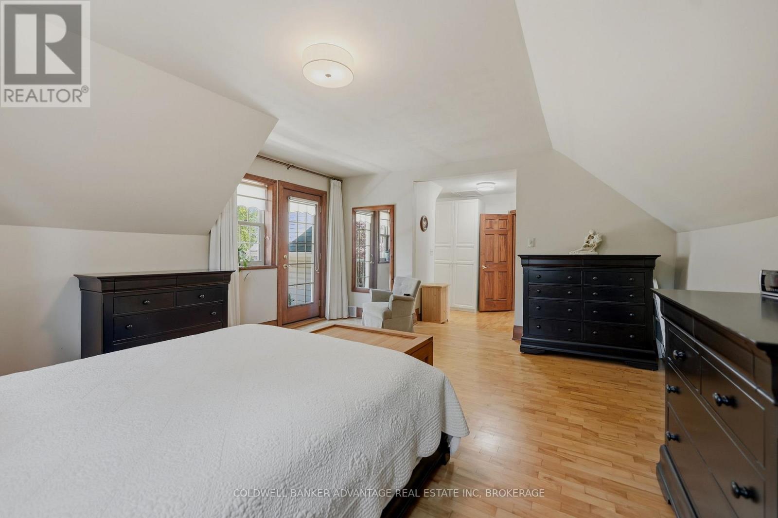 4698 Sandy Cove Drive, Lincoln, Ontario  L0R 1B1 - Photo 30 - X13596200