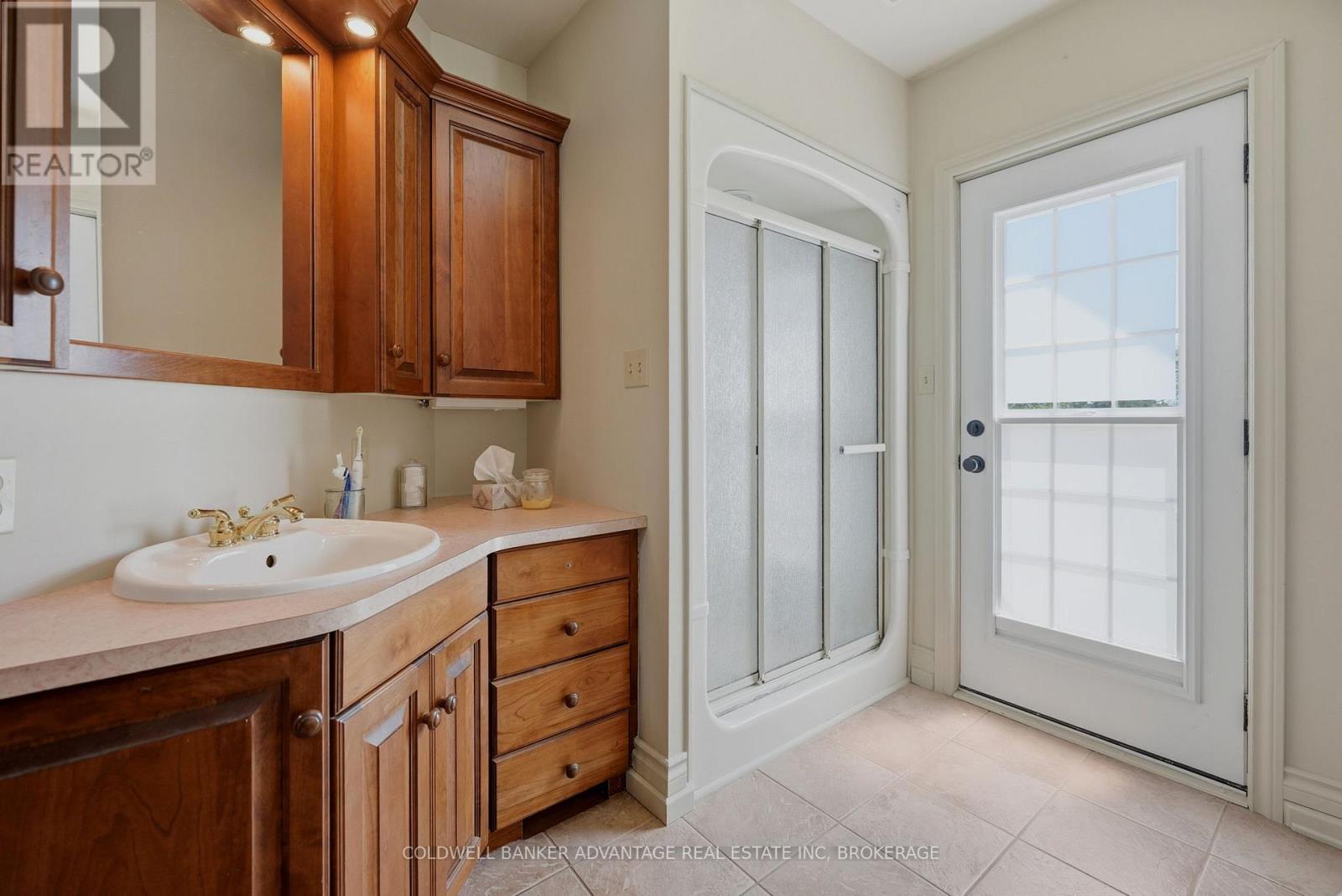 4698 Sandy Cove Drive, Lincoln, Ontario  L0R 1B1 - Photo 35 - X13596200