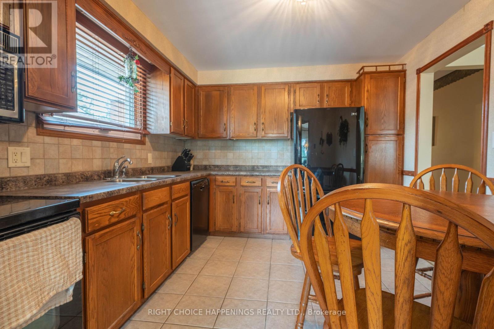 4171 Brookdale Drive, Niagara Falls, Ontario  L2H 2A9 - Photo 7 - X13596360