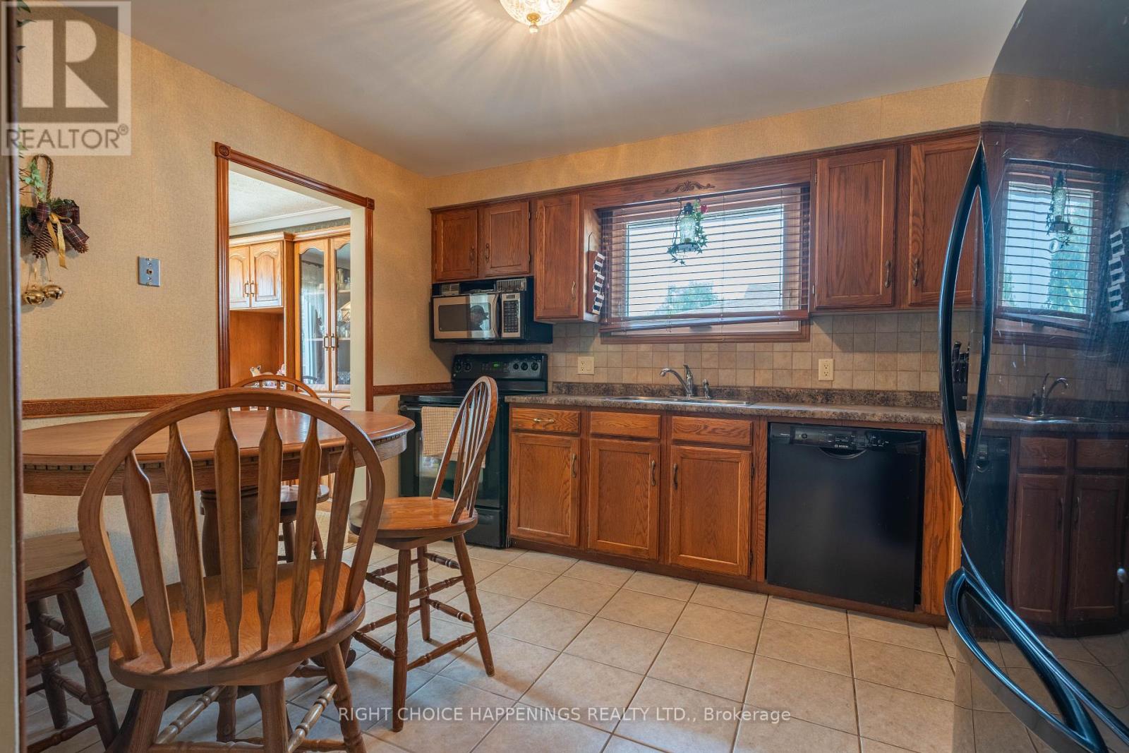 4171 Brookdale Drive, Niagara Falls, Ontario  L2H 2A9 - Photo 8 - X13596360