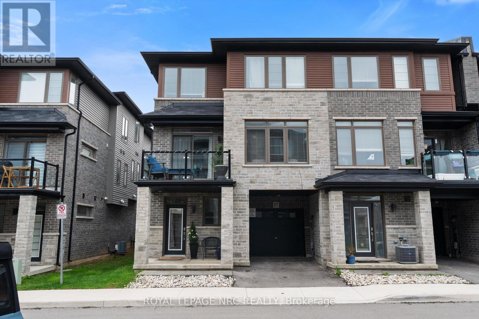17 - 5000 Connor Drive, Lincoln, Ontario  L3J 0T4 - Photo 2 - X13596374
