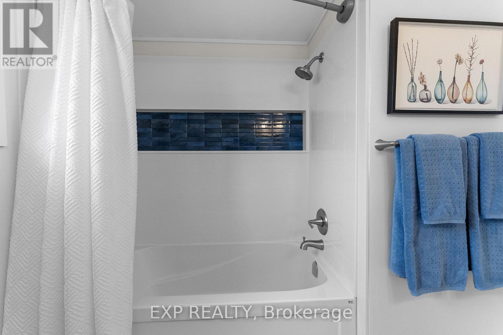 142 Marcella Crescent, Hamilton, Ontario  L8K 6G3 - Photo 22 - X13596604