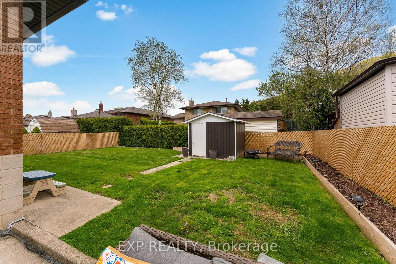 142 Marcella Crescent, Hamilton, Ontario  L8K 6G3 - Photo 44 - X13596604