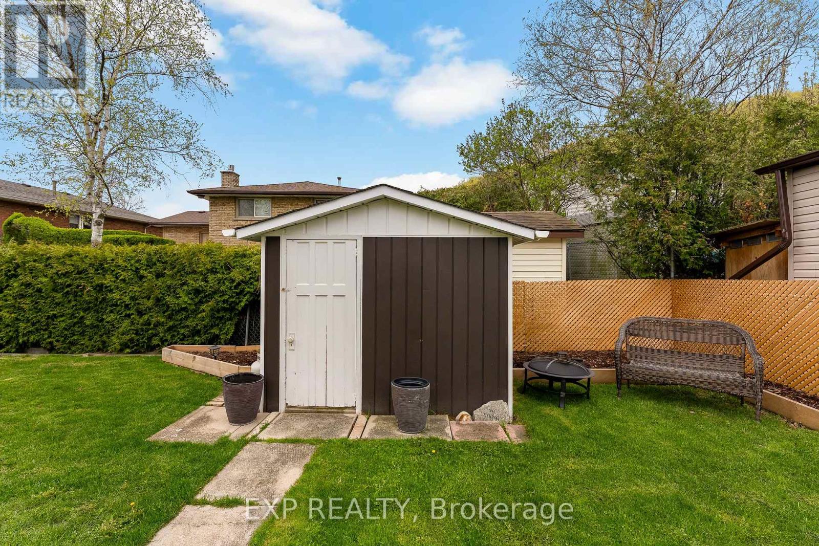 142 Marcella Crescent, Hamilton, Ontario  L8K 6G3 - Photo 45 - X13596604