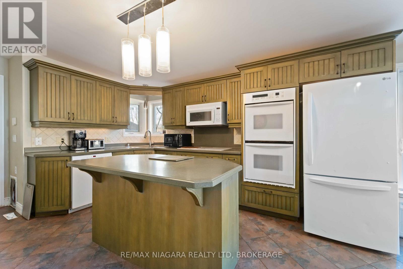 1671 Third Street Louth Street, St. Catharines, Ontario  L2R 6P9 - Photo 5 - X13596788