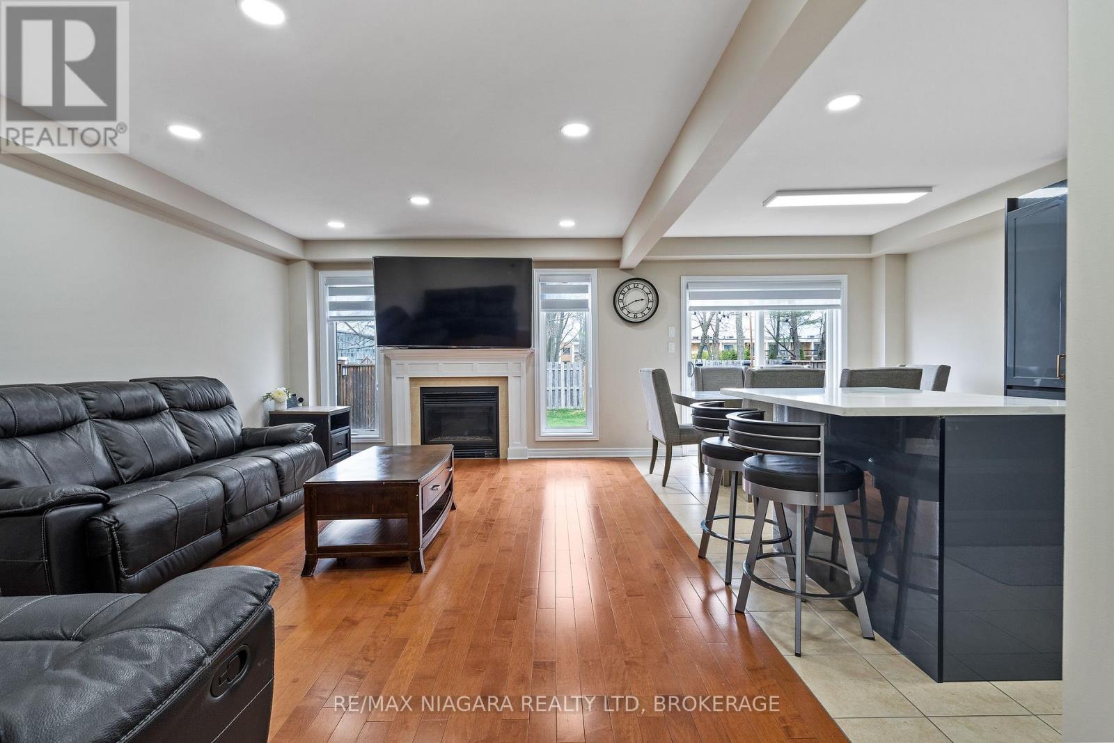 8511 Jennifer Crescent, Niagara Falls, Ontario  L2H 0J3 - Photo 5 - X13596816