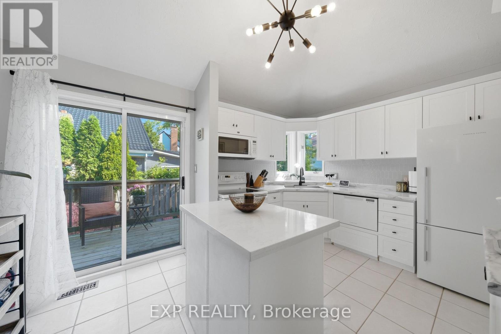 127a Lakeshore Road, St. Catharines, Ontario  L2N 2T8 - Photo 7 - X13596940