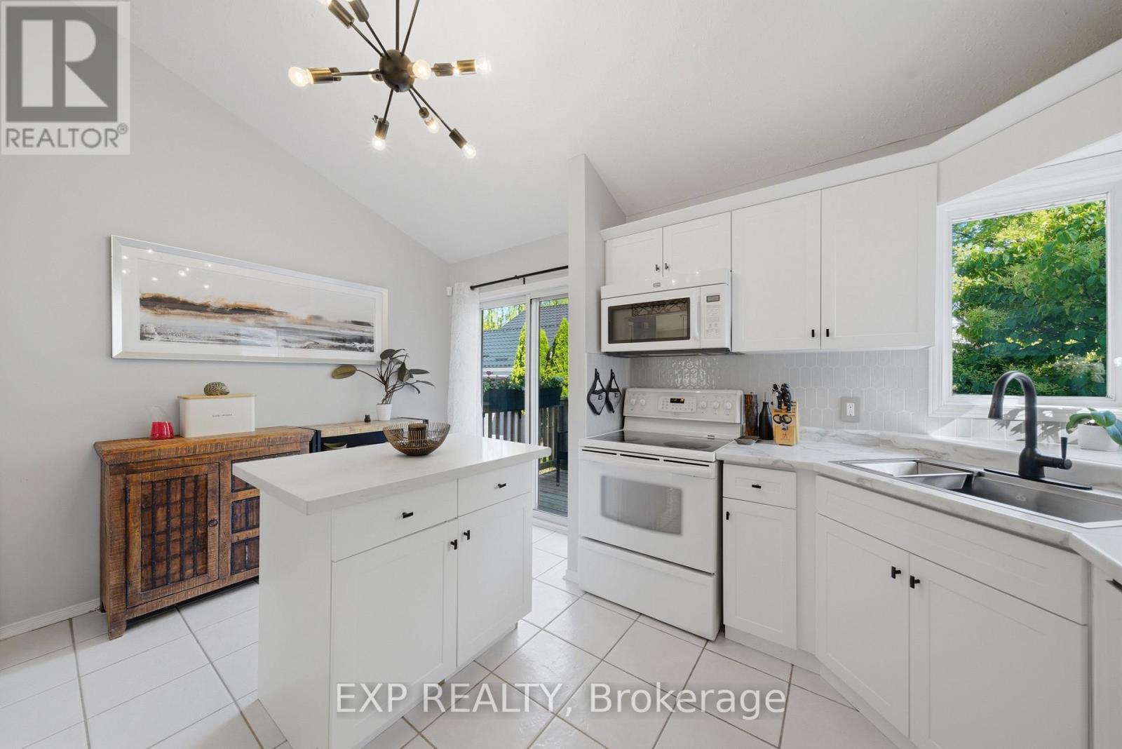 127a Lakeshore Road, St. Catharines, Ontario  L2N 2T8 - Photo 9 - X13596940