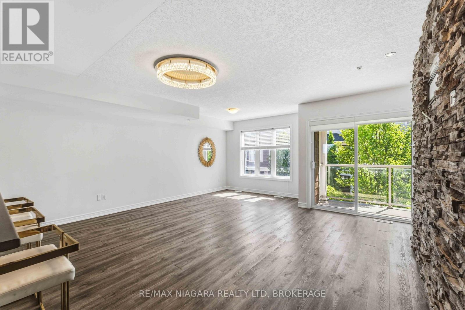 47 Scarlett Common, St. Catharines, Ontario  L2P 0C4 - Photo 11 - X13597048