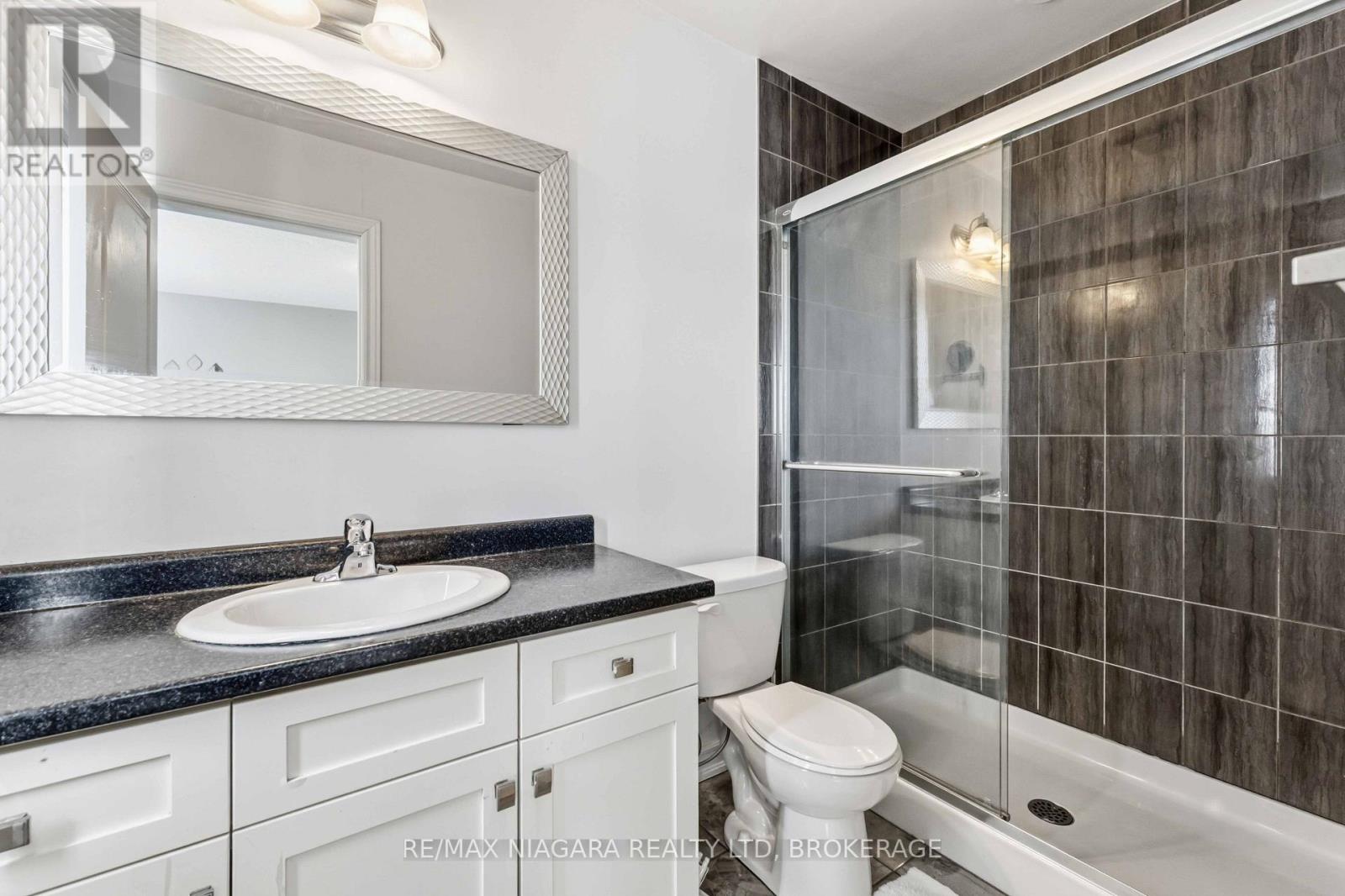 47 Scarlett Common, St. Catharines, Ontario  L2P 0C4 - Photo 23 - X13597048