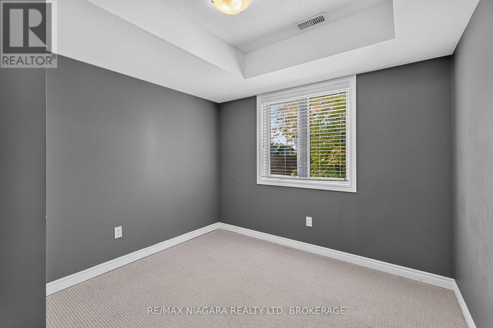 47 Scarlett Common, St. Catharines, Ontario  L2P 0C4 - Photo 7 - X13597048