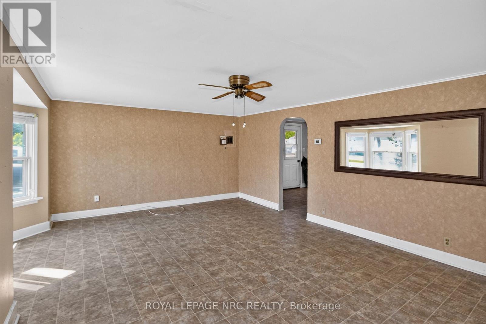 2964 Hyman Avenue, Fort Erie, Ontario  L0S 1N0 - Photo 10 - X13597150