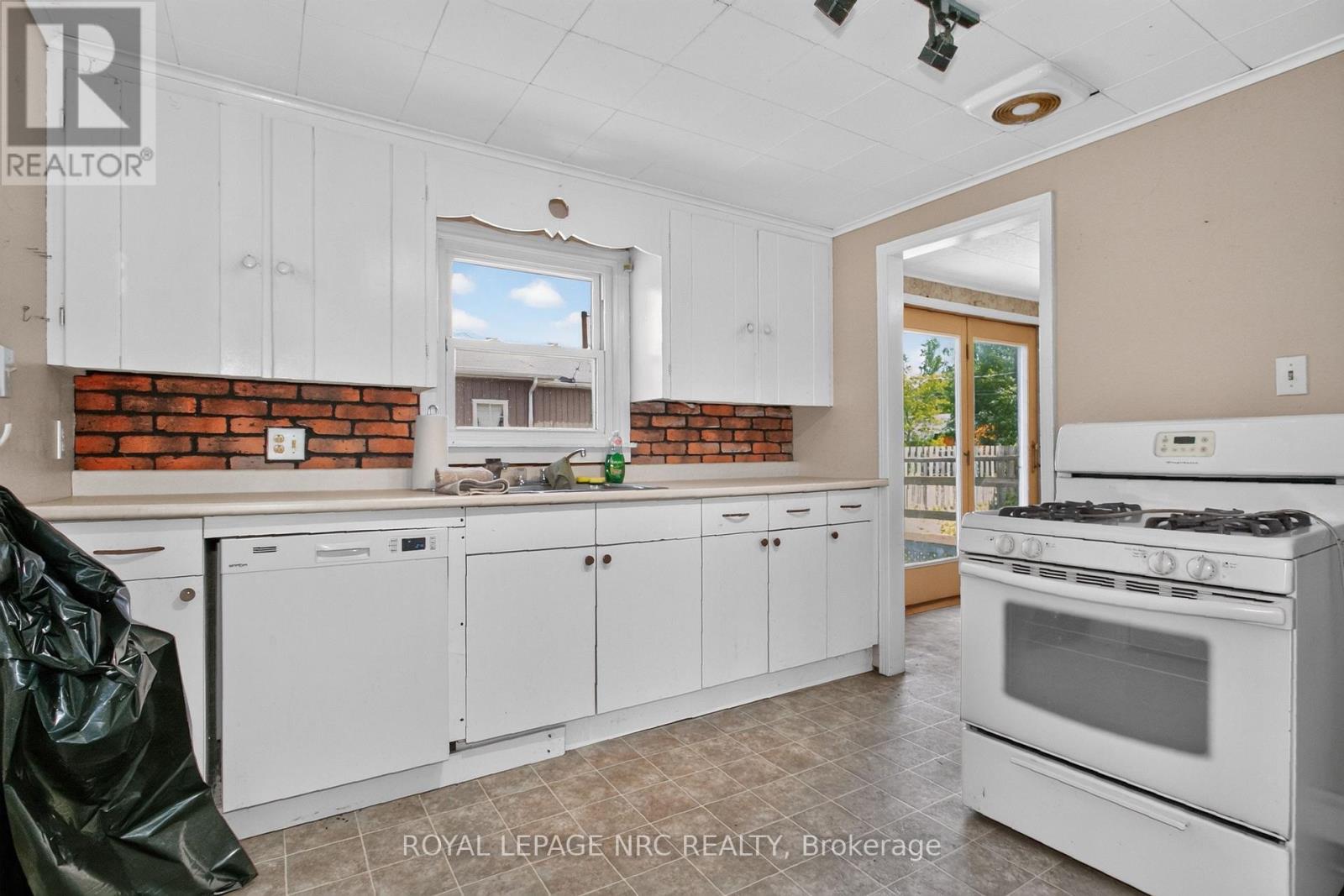 2964 Hyman Avenue, Fort Erie, Ontario  L0S 1N0 - Photo 12 - X13597150