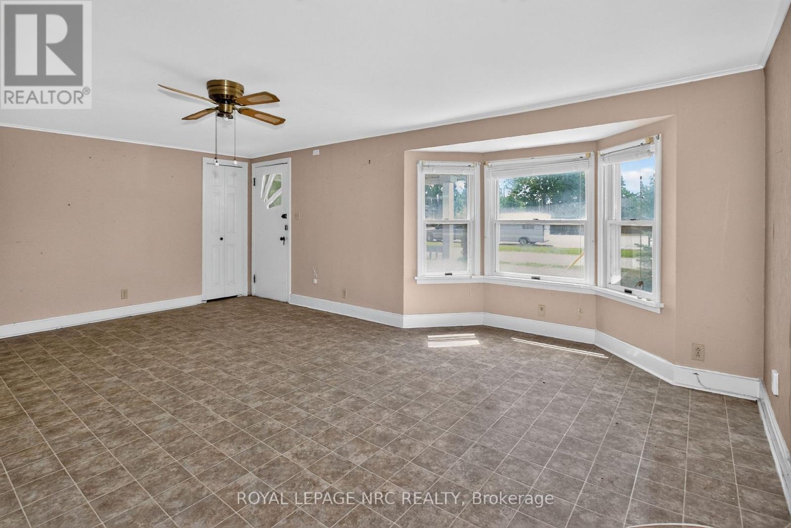 2964 Hyman Avenue, Fort Erie, Ontario  L0S 1N0 - Photo 8 - X13597150