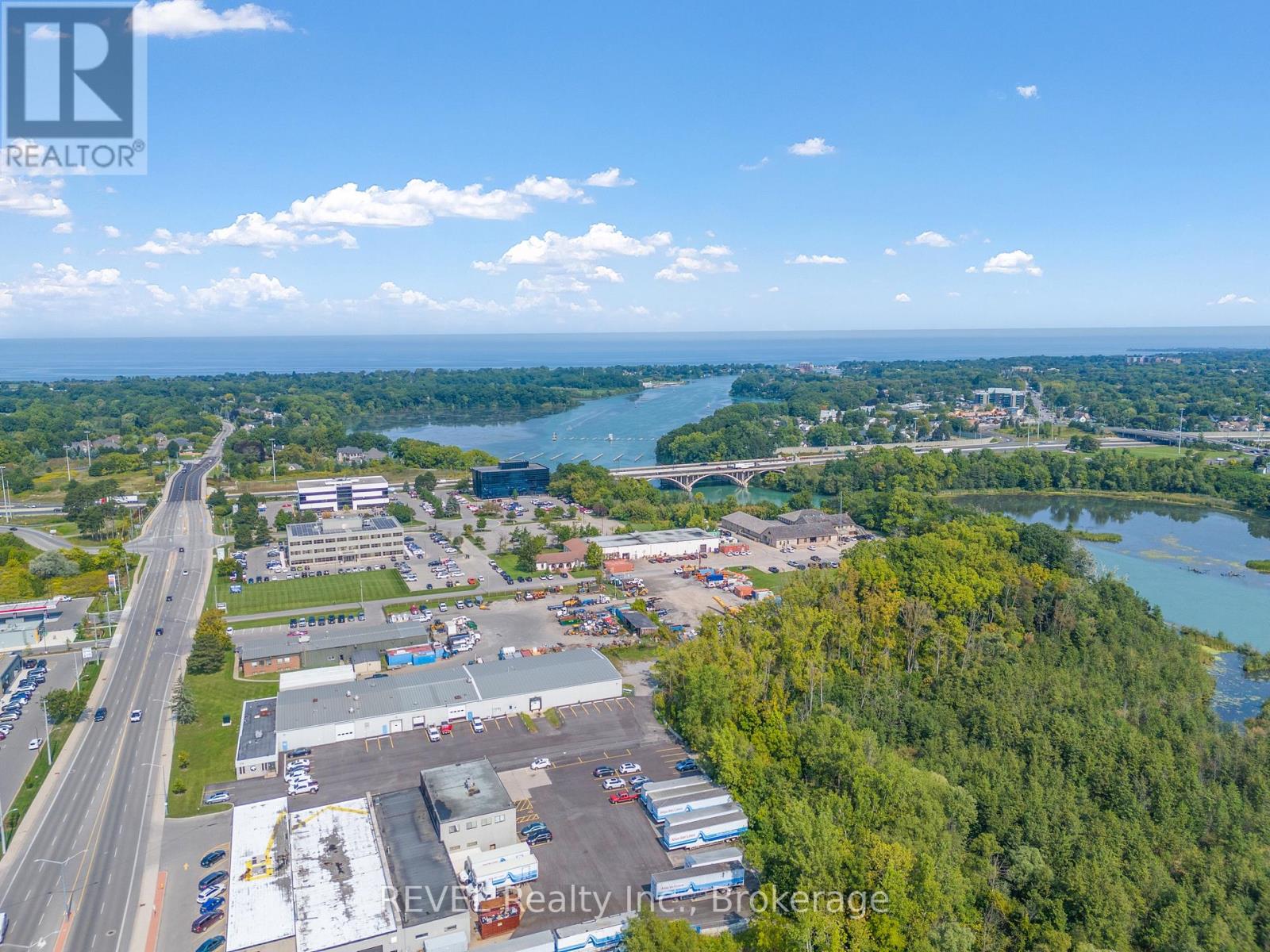 C2 - 211 Martindale Road, St. Catharines, Ontario  L2S 3V7 - Photo 8 - X13597334