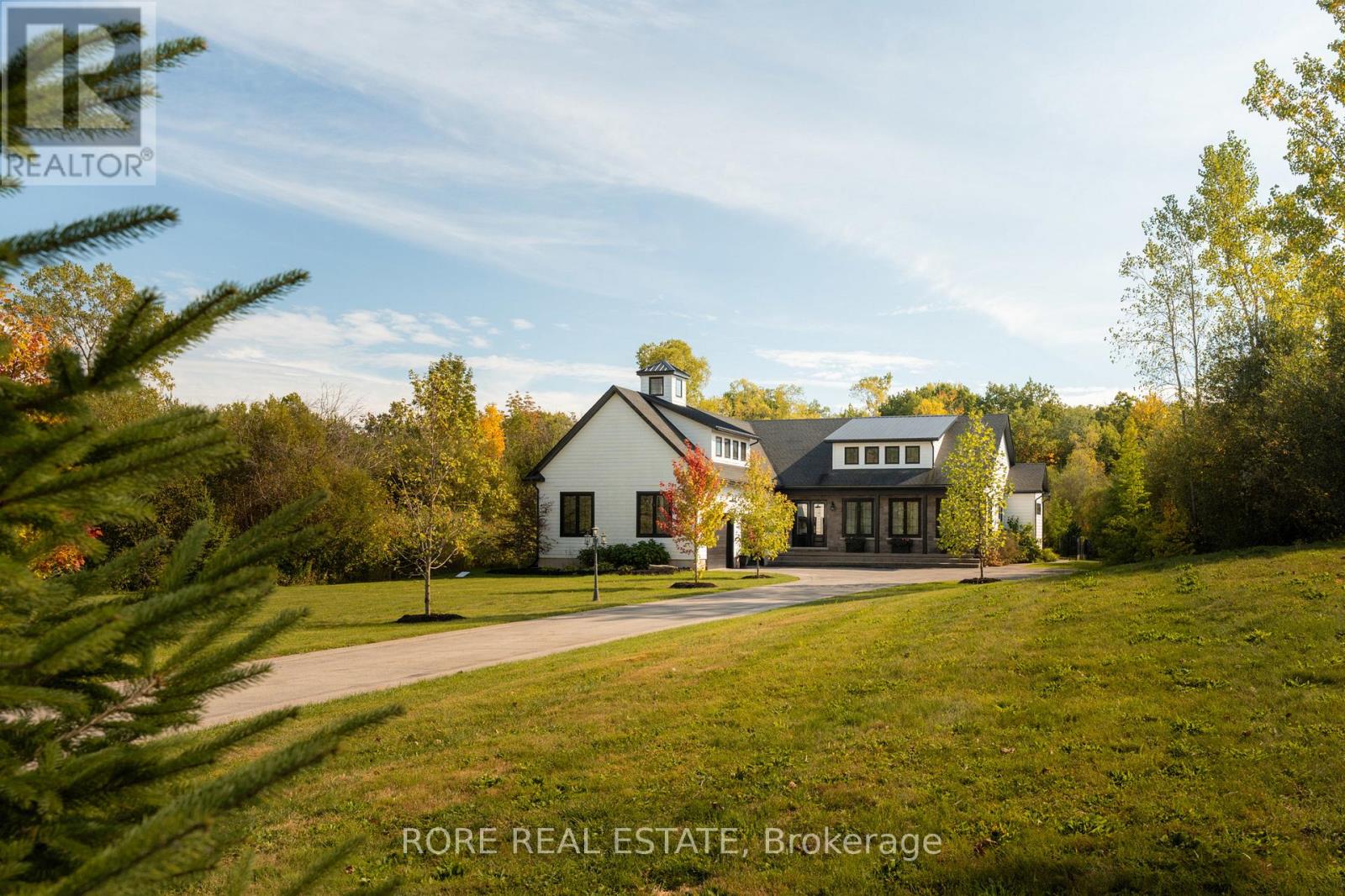 2439 GARRISON ROAD, Fort Erie, Ontario