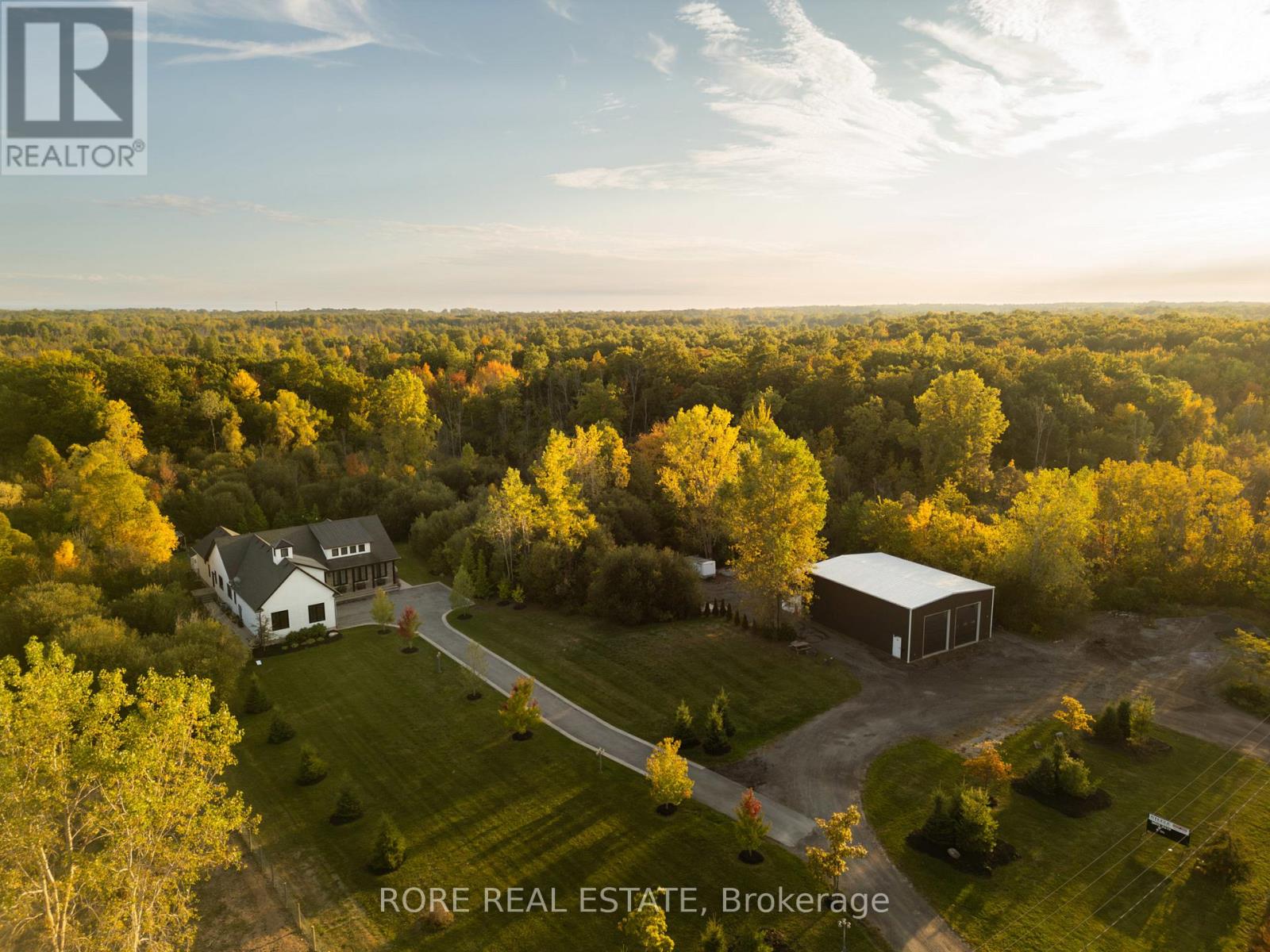 2439 Garrison Road, Fort Erie, Ontario  L0S 1N0 - Photo 3 - X13597396