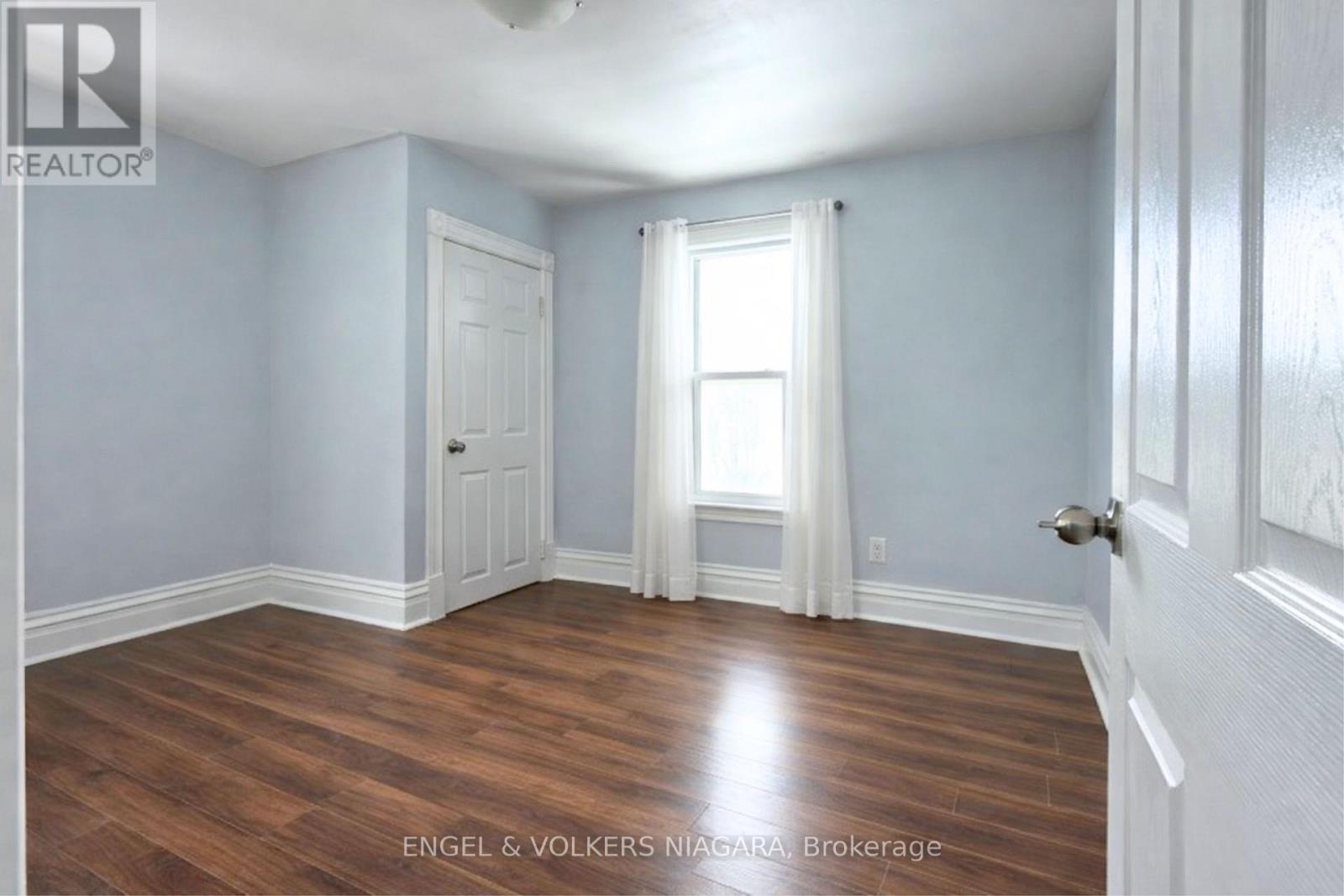 4752 Crawford Place W, Niagara Falls, Ontario  L2E 1Z2 - Photo 13 - X13597732