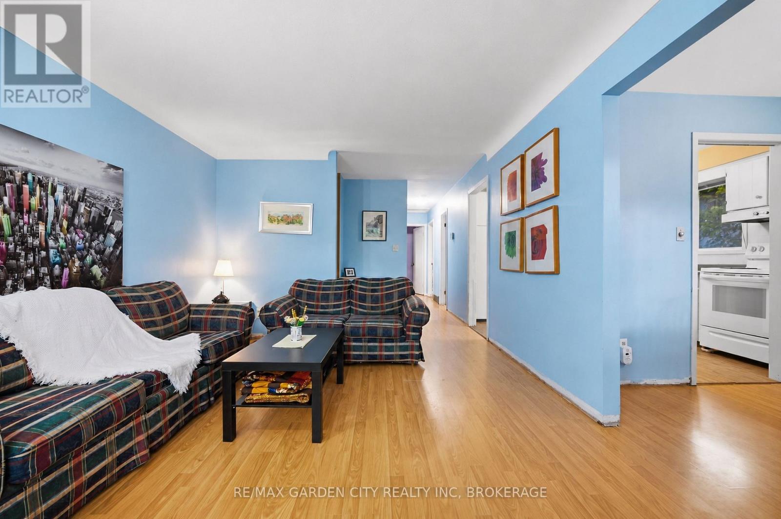 11 Kimbermount Drive, St. Catharines, Ontario  L2N 5W6 - Photo 8 - X13598600