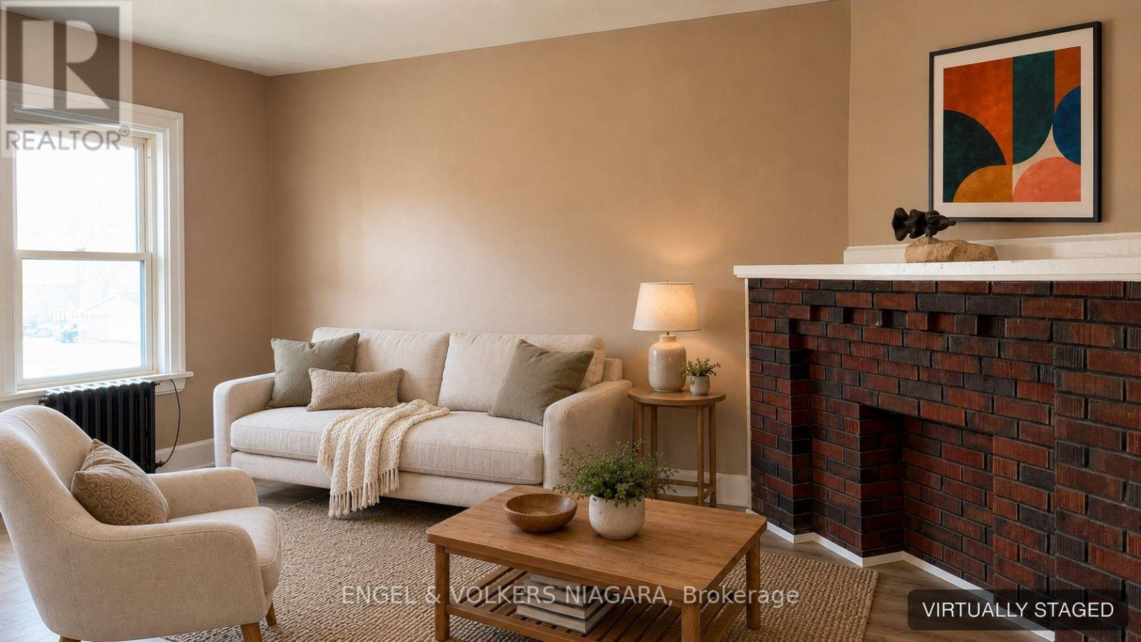 5042 Huron Street N, Niagara Falls, Ontario  L2E 2J7 - Photo 2 - X13598752