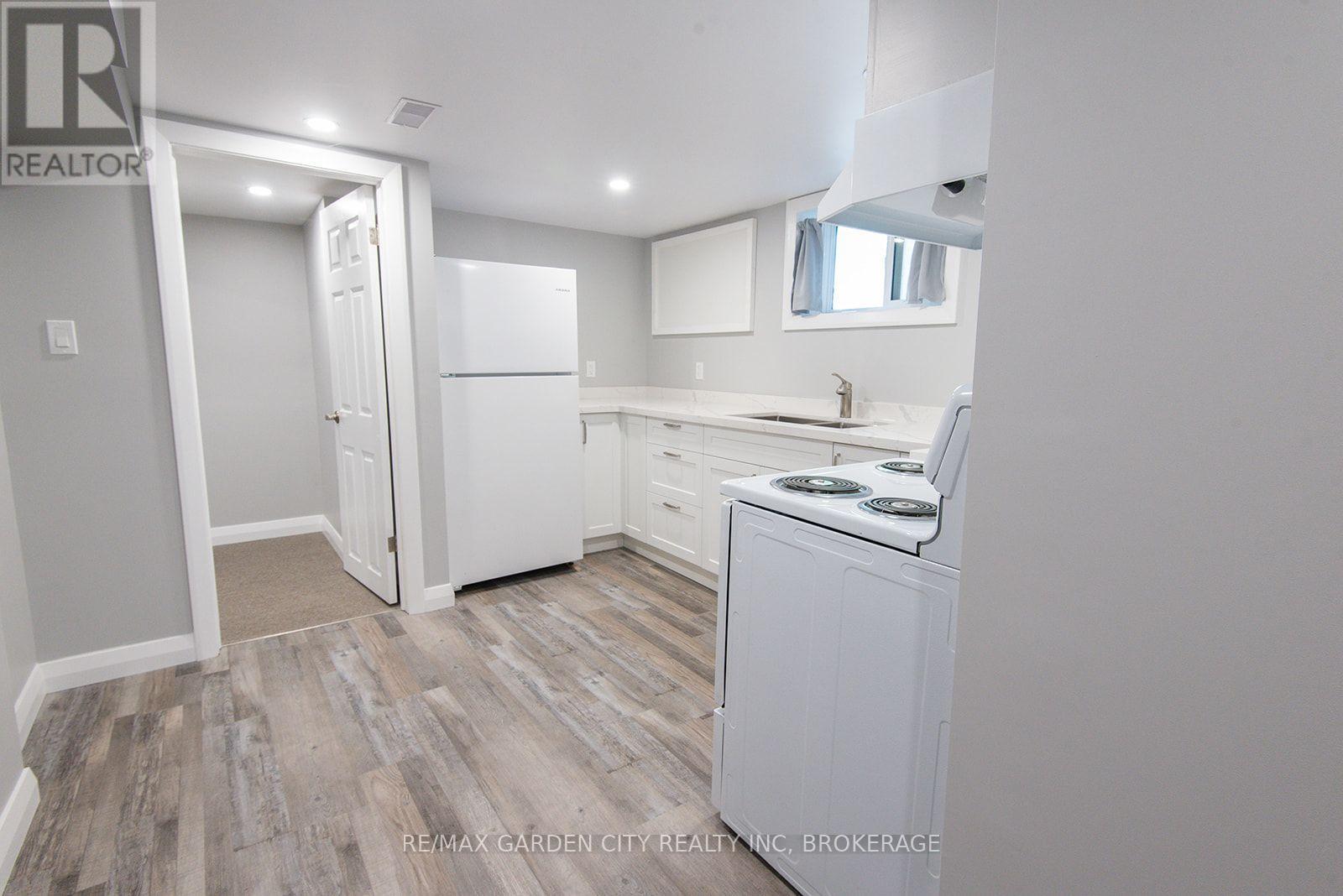 Lower - 191 Russell Avenue, St. Catharines, Ontario  L2R 1W9 - Photo 7 - X13599032