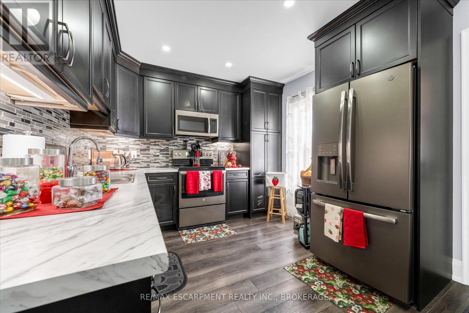121 Edgemont Street N, Hamilton, Ontario  L8H 4E2 - Photo 13 - X13599054