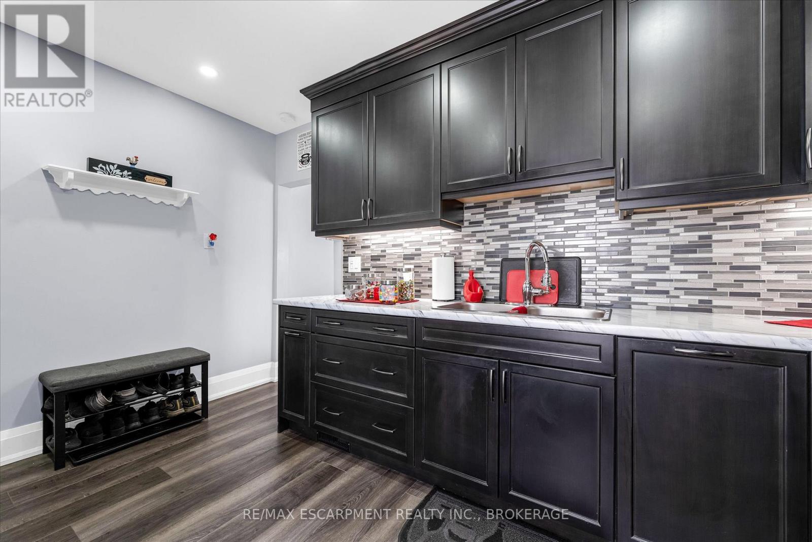 121 Edgemont Street N, Hamilton, Ontario  L8H 4E2 - Photo 14 - X13599054
