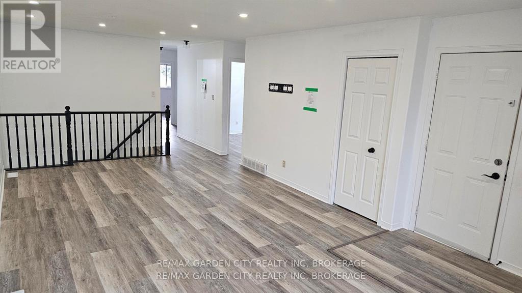 244 Autumn Crescent, Welland, Ontario  L3C 7K2 - Photo 4 - X13599168