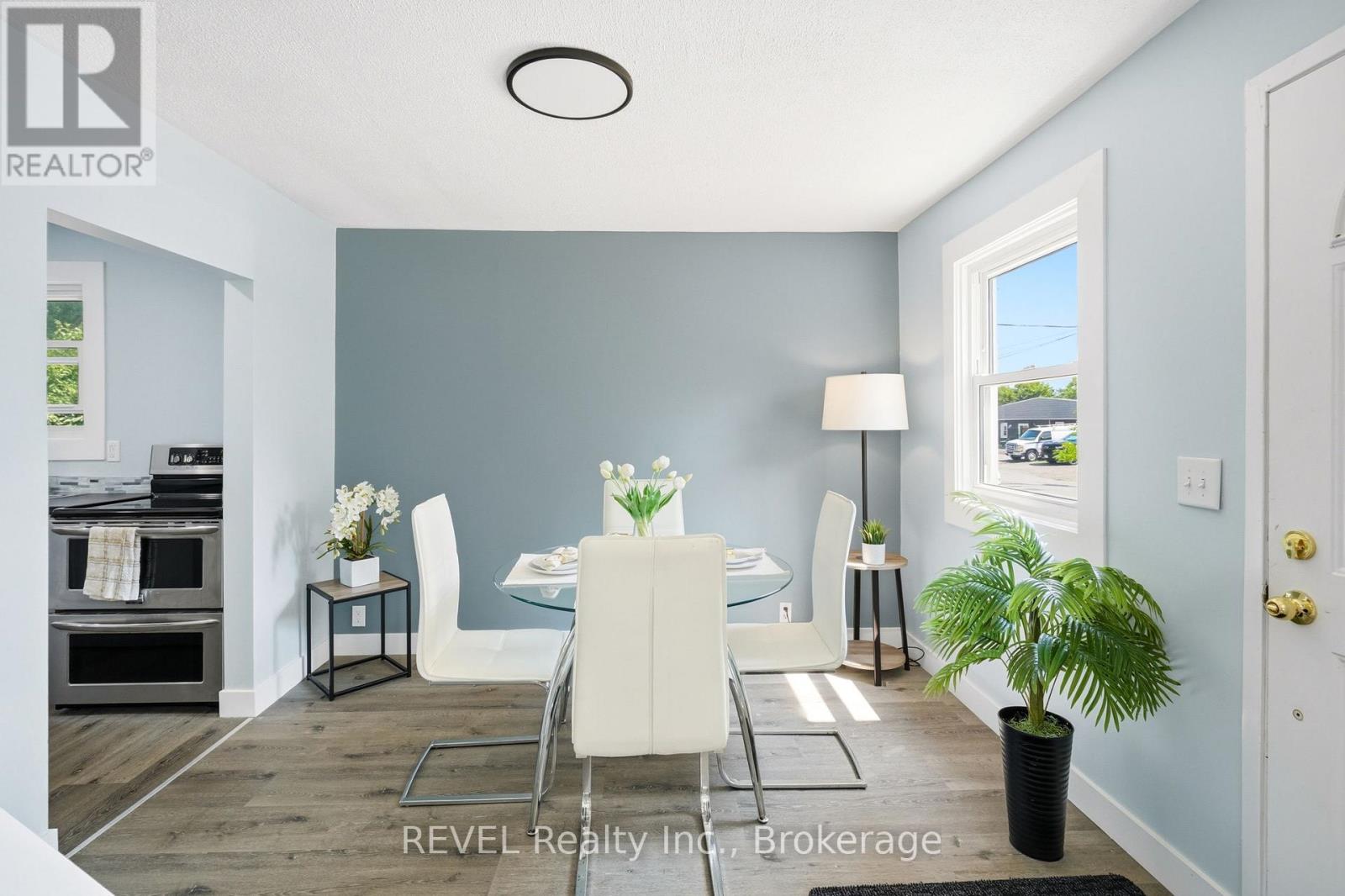 2 Kent Street, St. Catharines, Ontario  L2S 1H1 - Photo 11 - X13599712