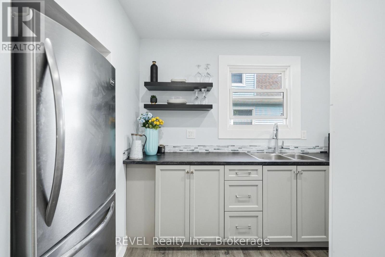 2 Kent Street, St. Catharines, Ontario  L2S 1H1 - Photo 16 - X13599712