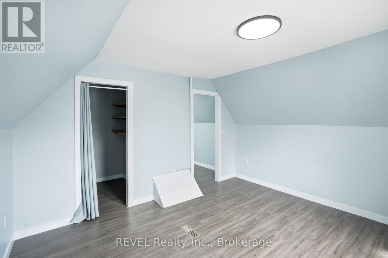 2 Kent Street, St. Catharines, Ontario  L2S 1H1 - Photo 19 - X13599712