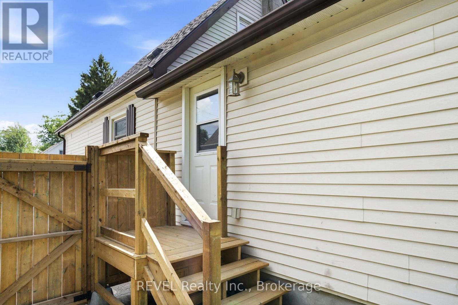 2 Kent Street, St. Catharines, Ontario  L2S 1H1 - Photo 30 - X13599712