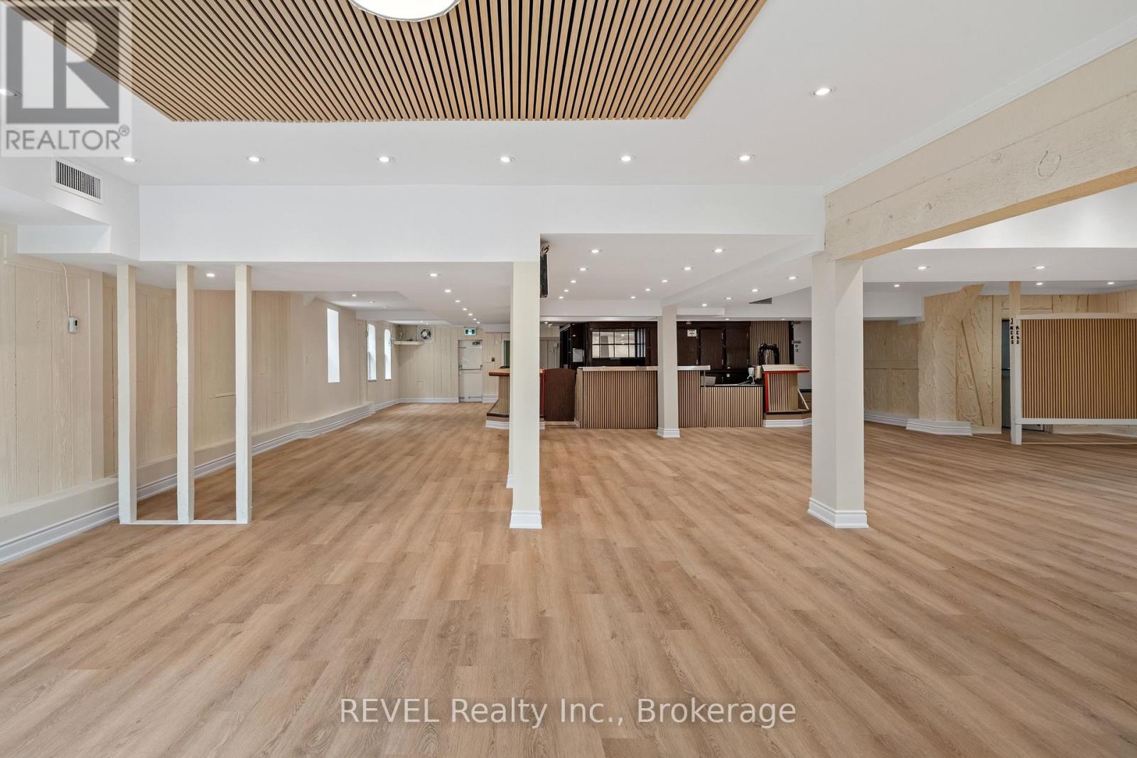 5829 Ferry Street, Niagara Falls, Ontario  L2G 1S8 - Photo 12 - X13599838
