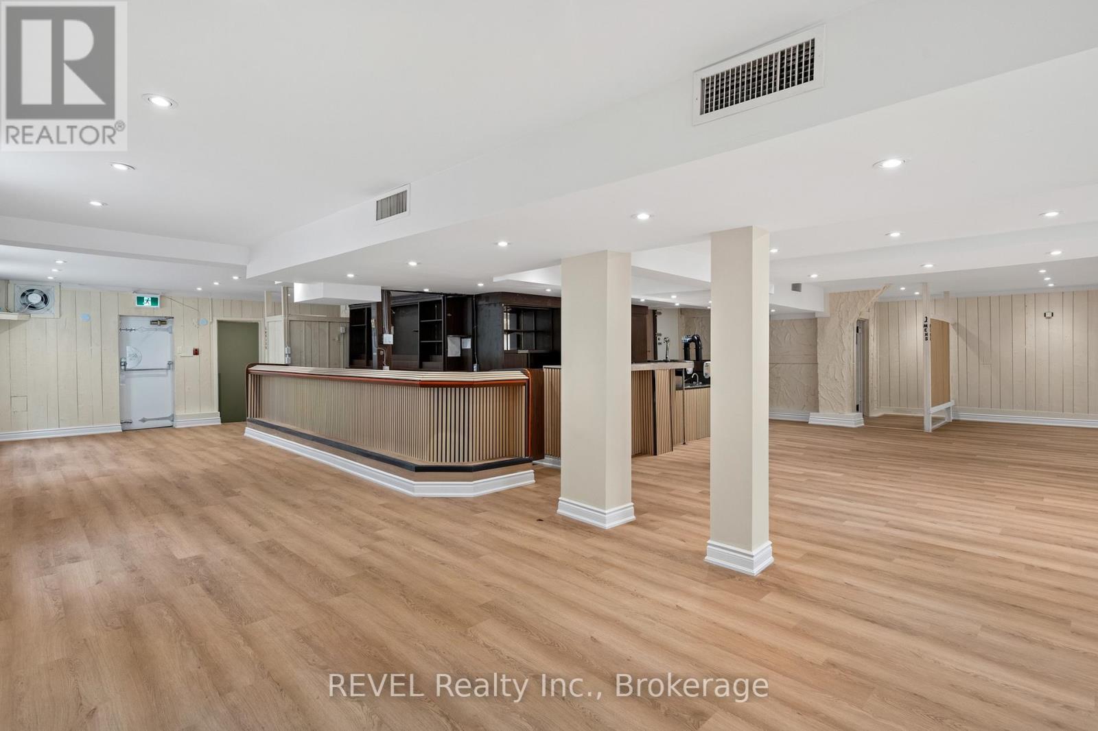5829 Ferry Street, Niagara Falls, Ontario  L2G 1S8 - Photo 13 - X13599838