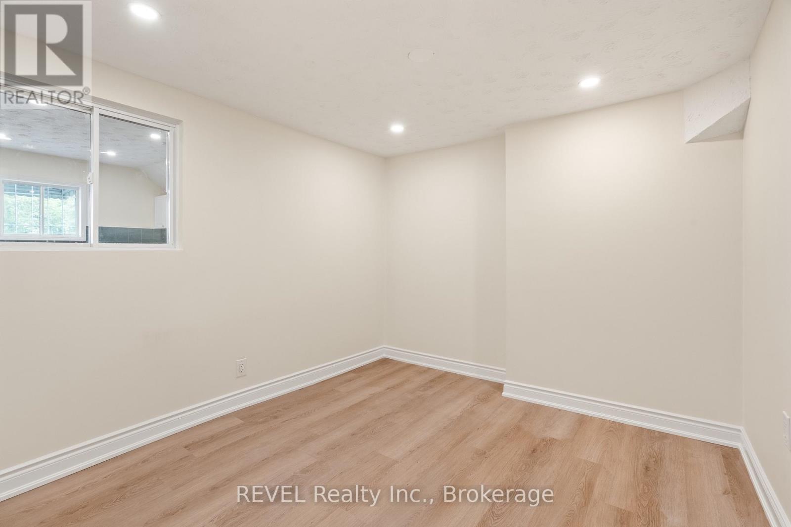 5829 Ferry Street, Niagara Falls, Ontario  L2G 1S8 - Photo 28 - X13599838