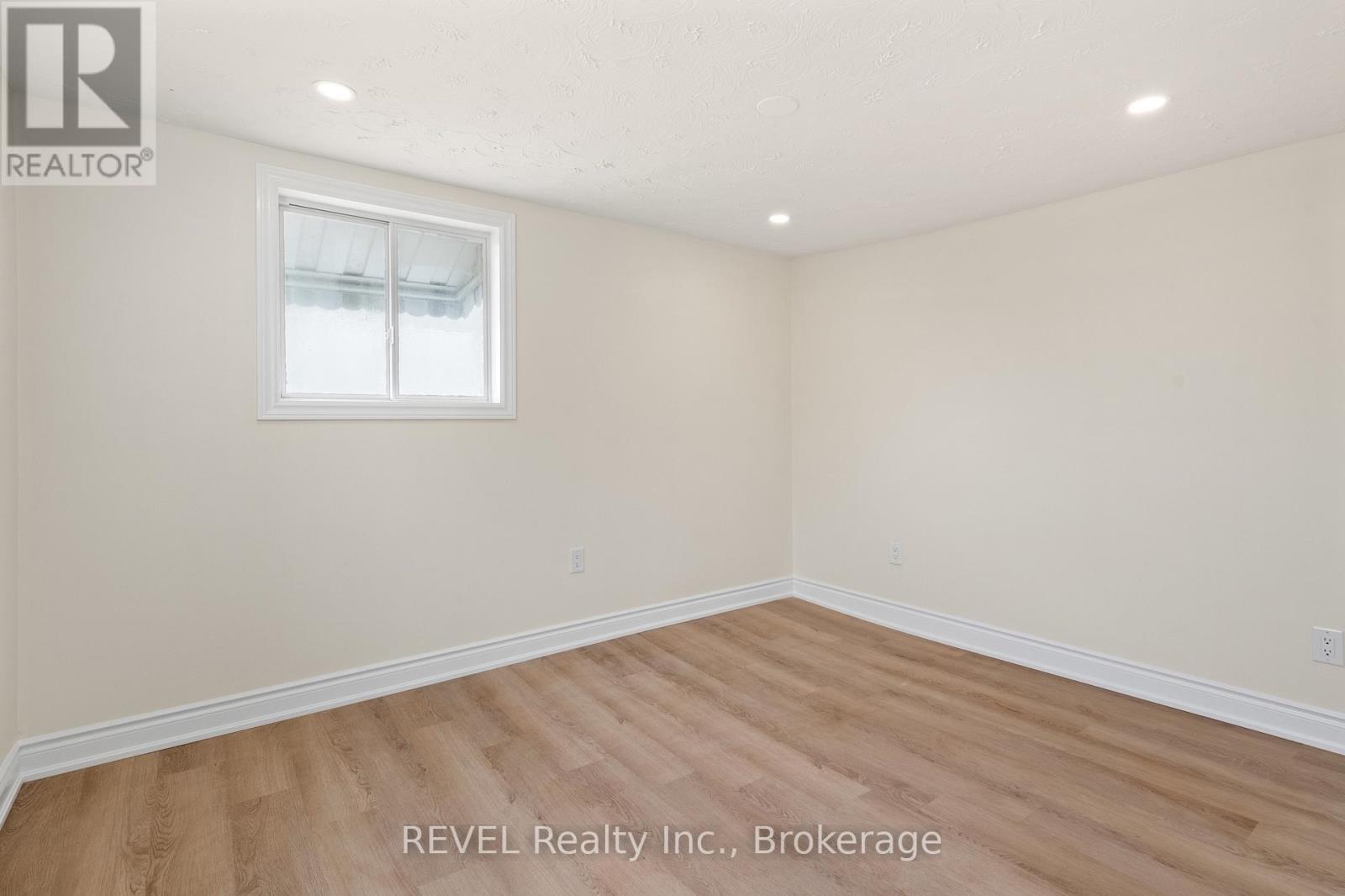 5829 Ferry Street, Niagara Falls, Ontario  L2G 1S8 - Photo 38 - X13599838