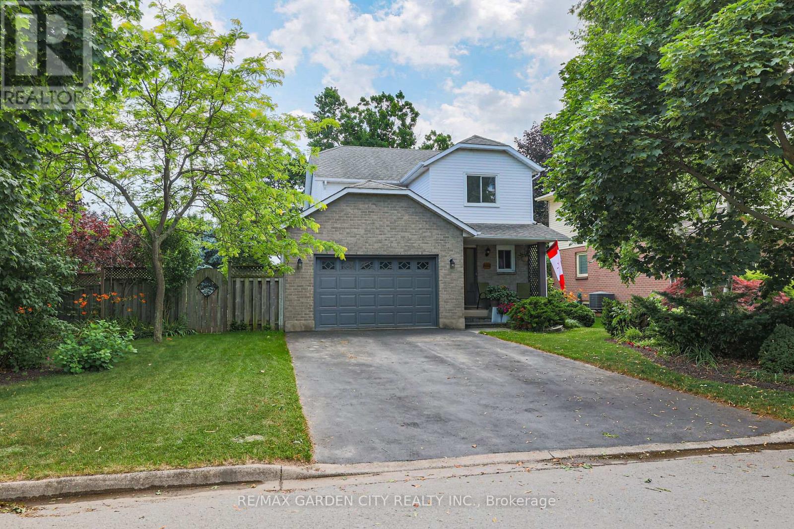 4542 IVY GARDENS CRESCENT, Lincoln, Ontario