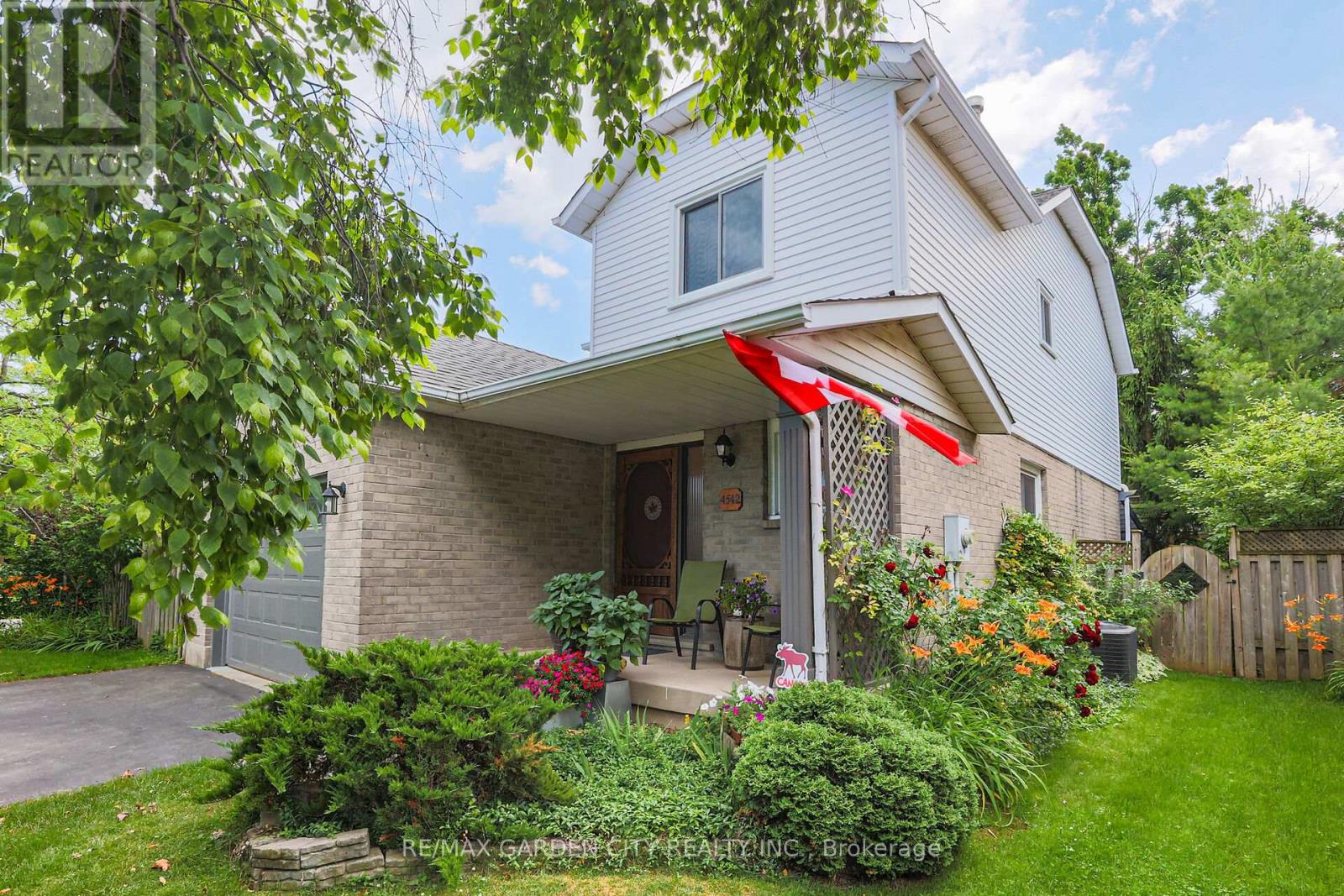 4542 Ivy Gardens Crescent, Lincoln, Ontario  L3J 0B3 - Photo 21 - X13599962
