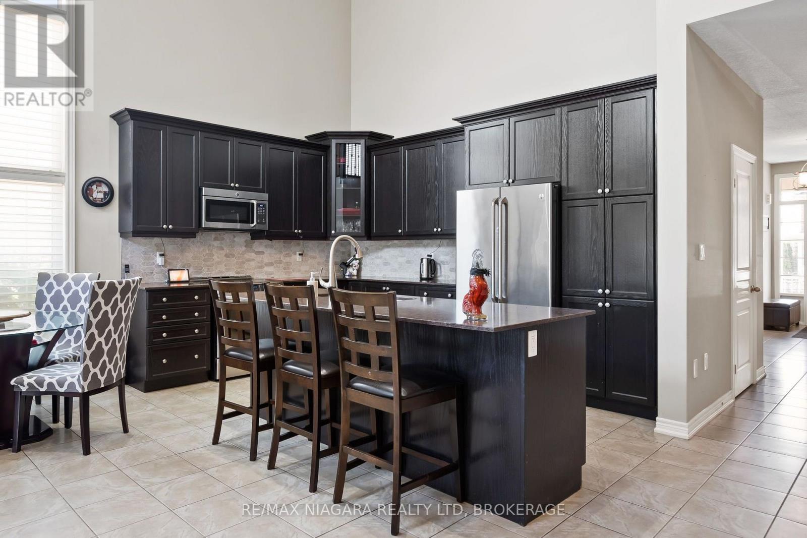 4385 Cinnamon Grove, Niagara Falls, Ontario  L2G 0G2 - Photo 9 - X13600124