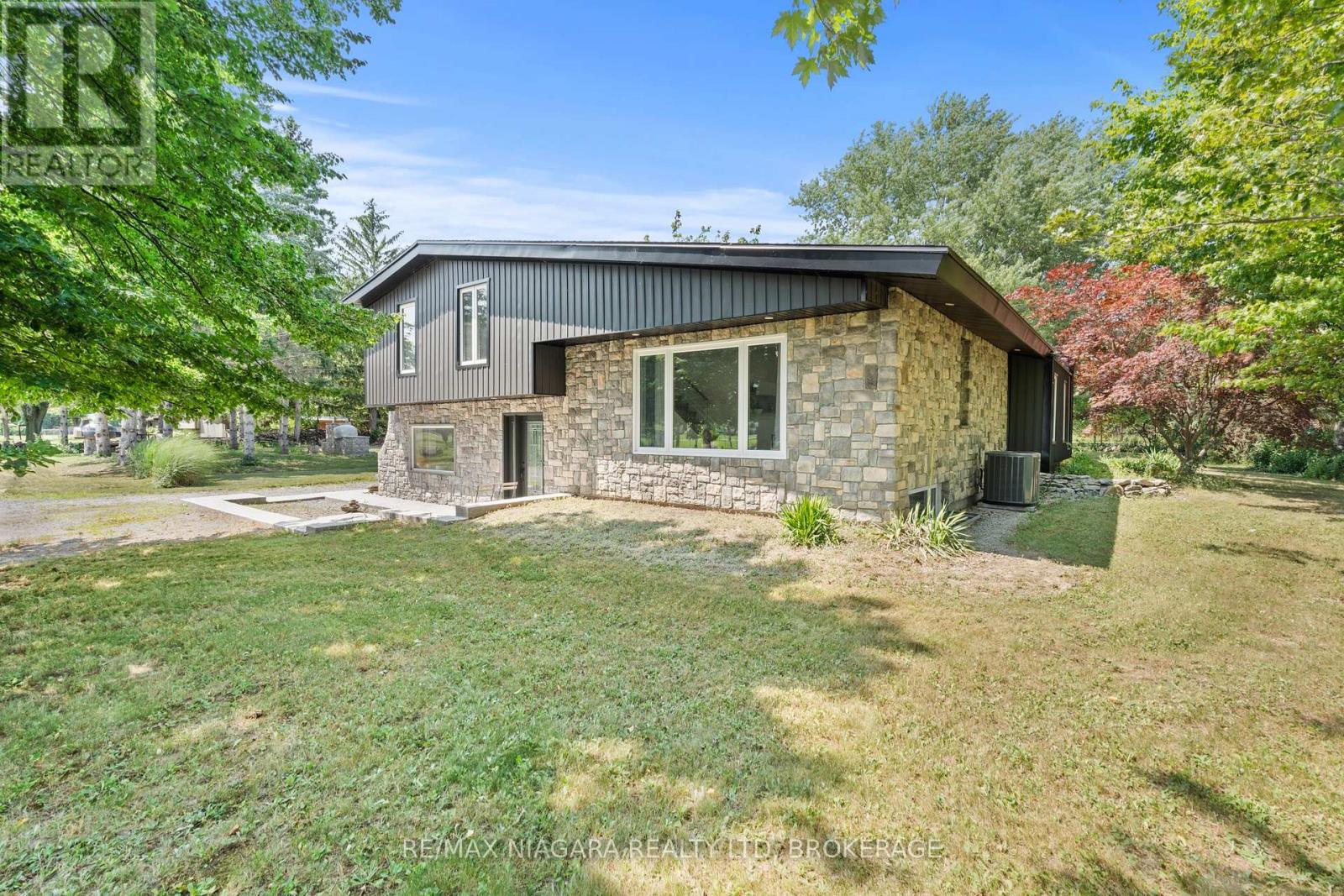 1546 NIGH ROAD, Fort Erie, Ontario