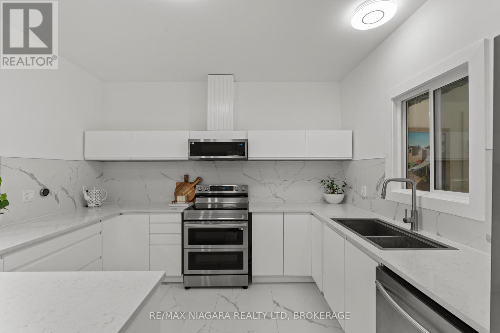 1546 Nigh Road, Fort Erie, Ontario  L2A 5M4 - Photo 11 - X13600228