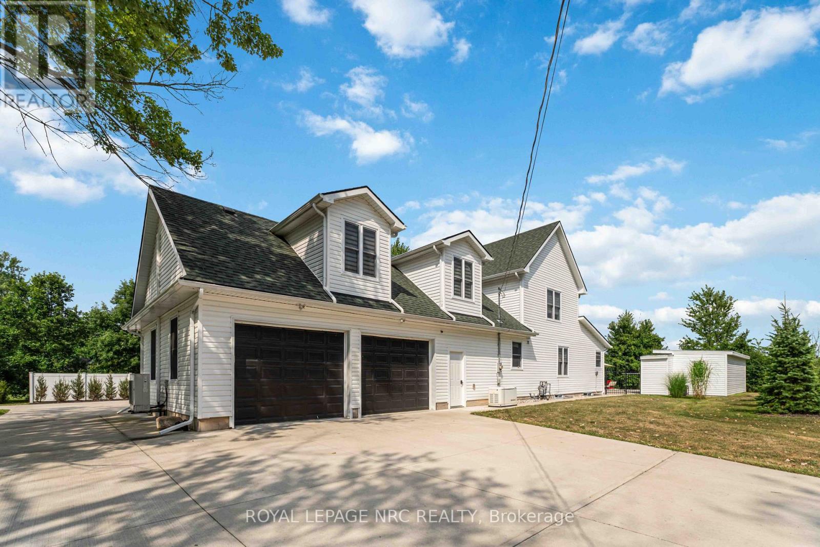 124 Holloway Bay Road, Fort Erie, Ontario  L0S 1R0 - Photo 2 - X13601102