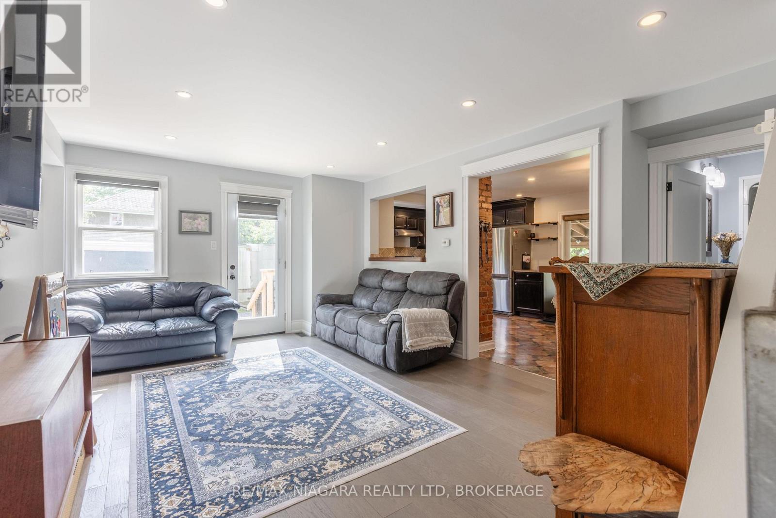 93 First Street, Welland, Ontario  L3B 4R8 - Photo 4 - X13601512