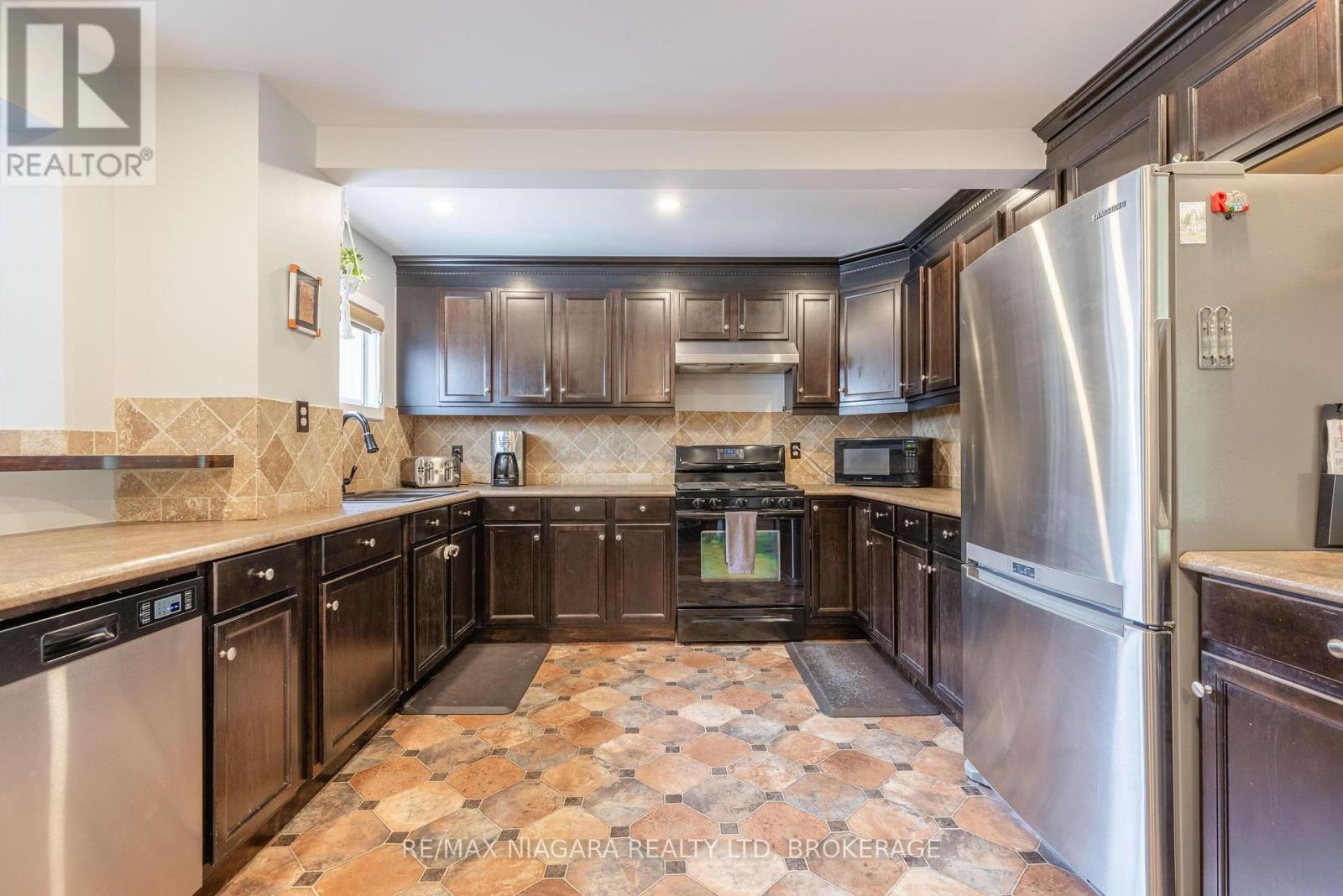 93 First Street, Welland, Ontario  L3B 4R8 - Photo 9 - X13601512