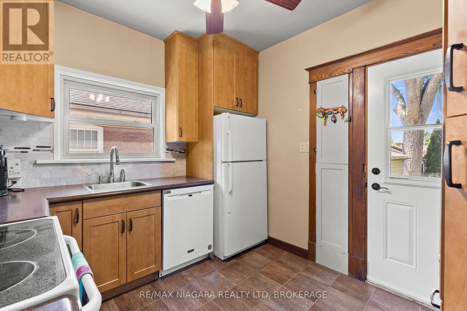 6403 Locus Avenue, Niagara Falls, Ontario  L2G 4K4 - Photo 15 - X13601760