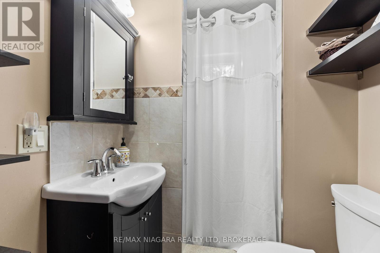 6403 Locus Avenue, Niagara Falls, Ontario  L2G 4K4 - Photo 20 - X13601760