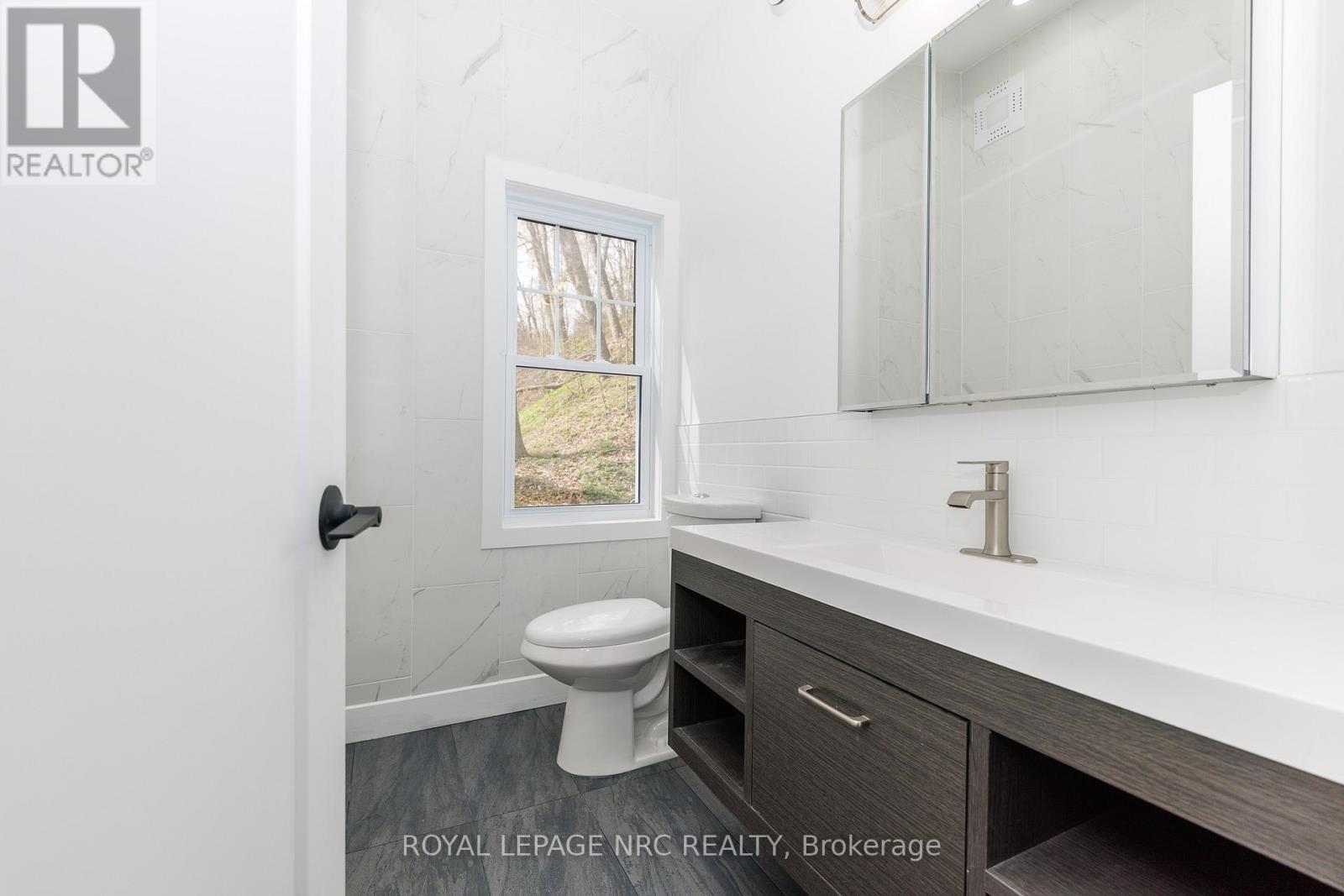 212 Holloway Bay Road S, Port Colborne, Ontario  L0S 1R0 - Photo 19 - X13601852